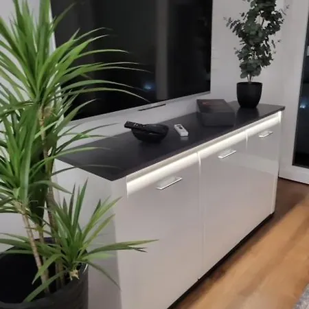 Mistral 408 Διαμέρισμα *